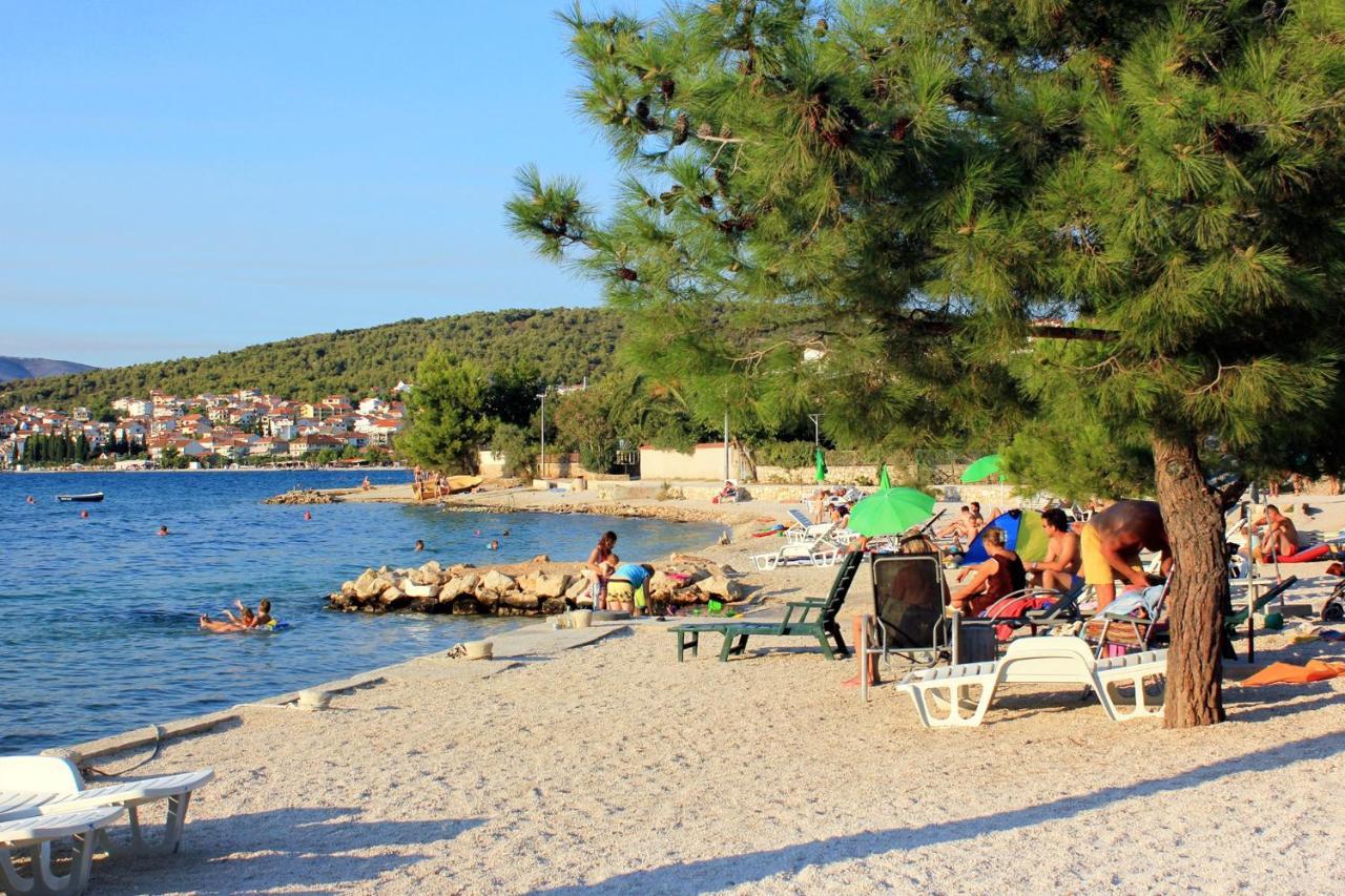 Apartments By The Sea Trogir - 15011 Ngoại thất bức ảnh