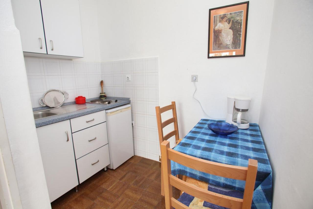 Apartments By The Sea Trogir - 15011 Ngoại thất bức ảnh