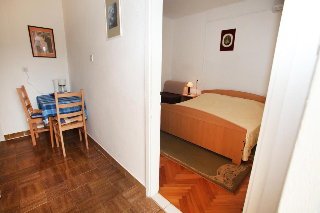 Apartments By The Sea Trogir - 15011 Ngoại thất bức ảnh